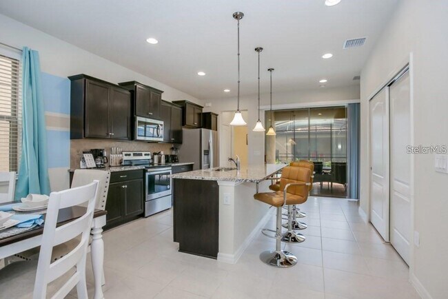 Building Photo - 8816 Corcovado Dr