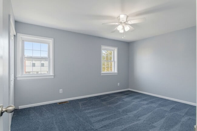 Building Photo - 611 Denton Cir