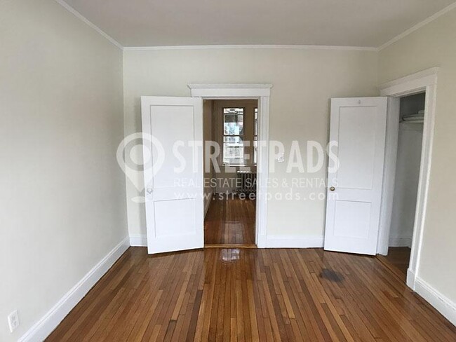 Building Photo - 1 bedroom in Boston MA 02215