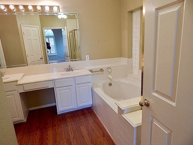 Building Photo - 13622 Clareton Ln