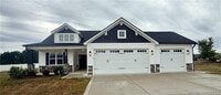 Building Photo - 32 Boyce Ct