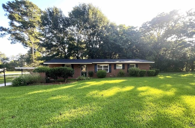 Primary Photo - 4693 Twin Oak Dr