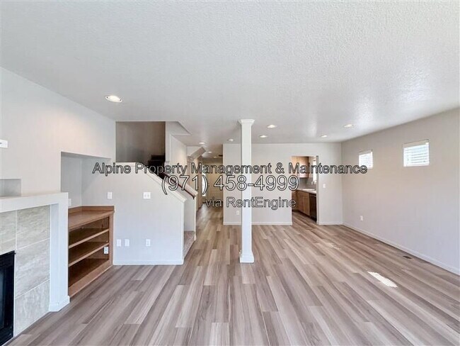 Building Photo - 13119 SW 154th Ave