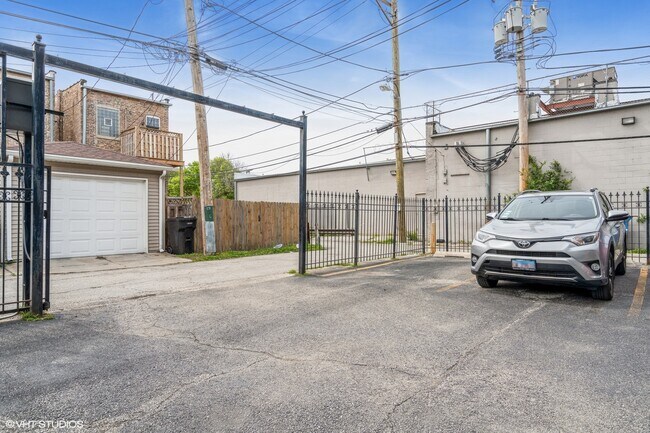 Building Photo - 4714 S Evans Ave