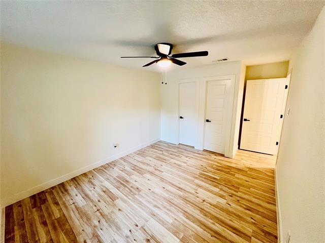 Building Photo - 11220 Visalia Dr