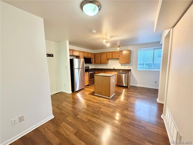 Building Photo - 714 E 18th Ave