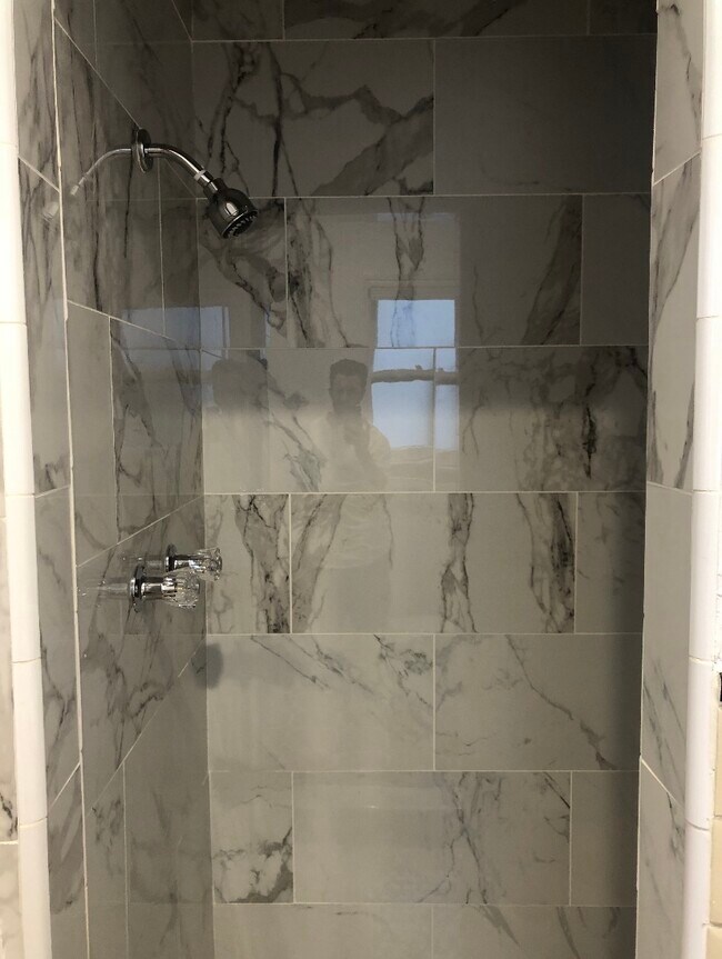 Building Photo - 6600 Orange St