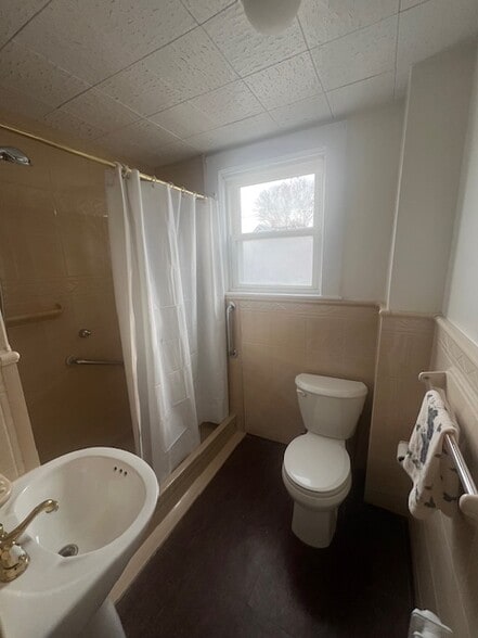 Building Photo - 125 Morrison Ave