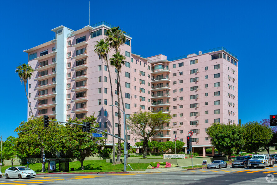 Primary Photo - 10401 Wilshire - PENTHOUSES AVAILABLE