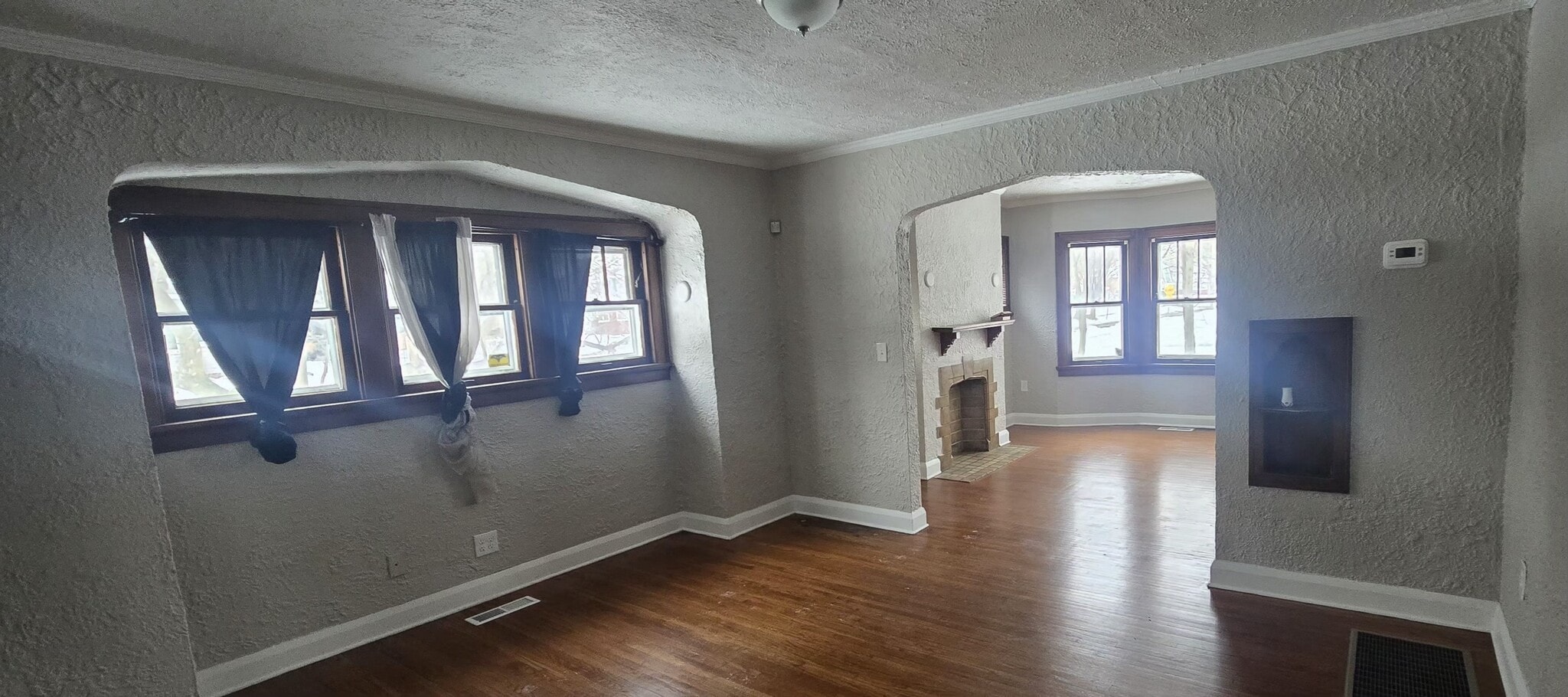 Building Photo - 4235 Overland Pky