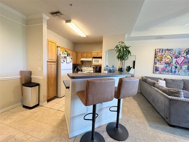 Building Photo - 6685 Queens Borough Ave