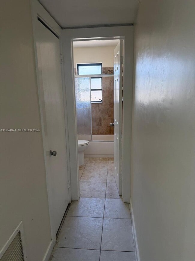 Building Photo - 19810 Holiday Rd