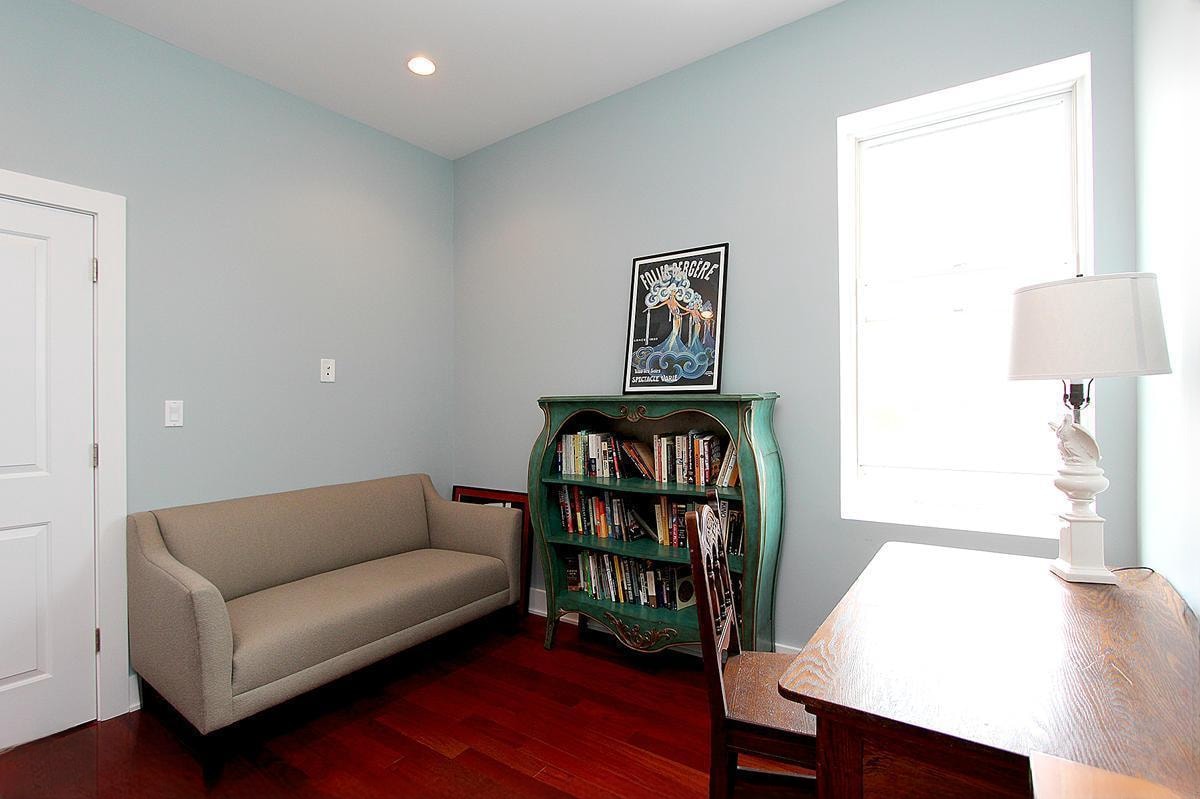 Building Photo - 440 Rhode Island Ave NW