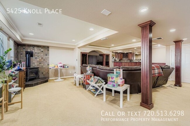 Building Photo - 5425 E Knoll Pl