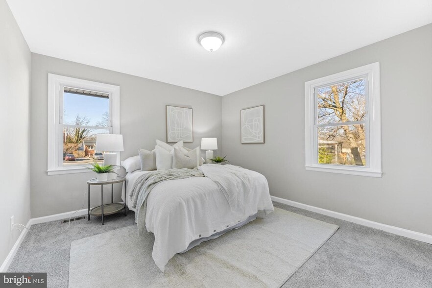 Building Photo - 713 Biddle Rd