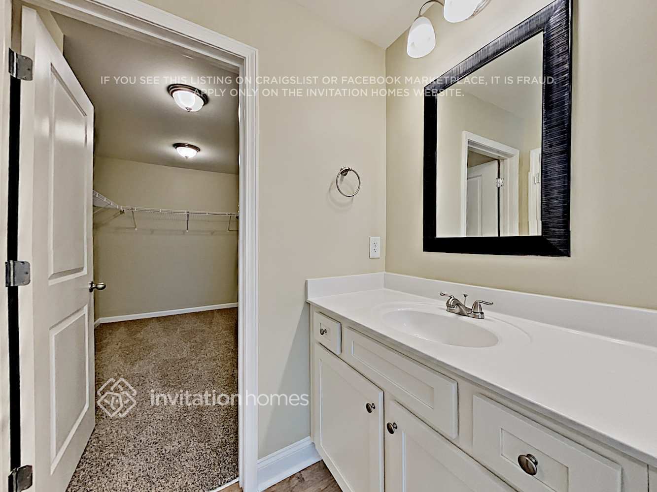 Building Photo - 76 White Trillium Dr