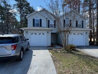 Building Photo - 617A 15th Ave S