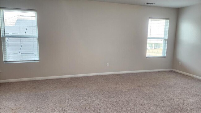 Building Photo - 19325 Hartwell Dr