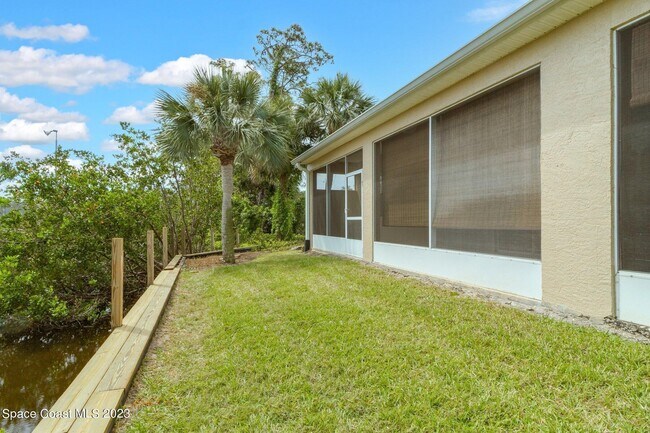 Building Photo - 526 McGuire Blvd