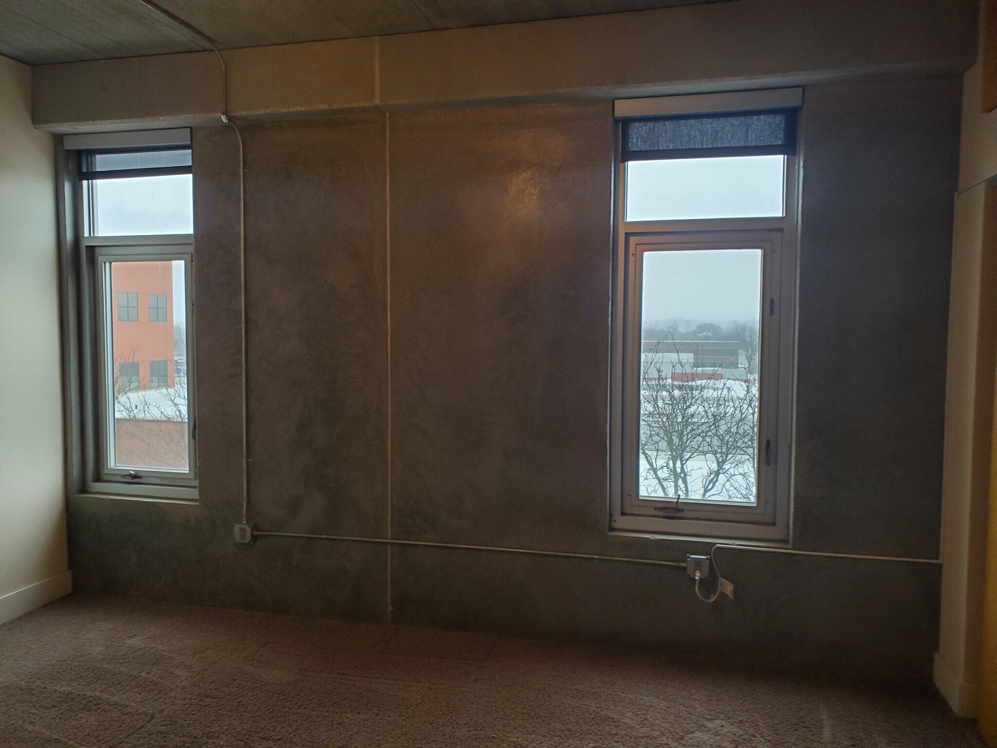 Building Photo - 309 E 5th St