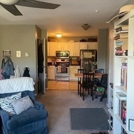 Building Photo - 461 Washington St