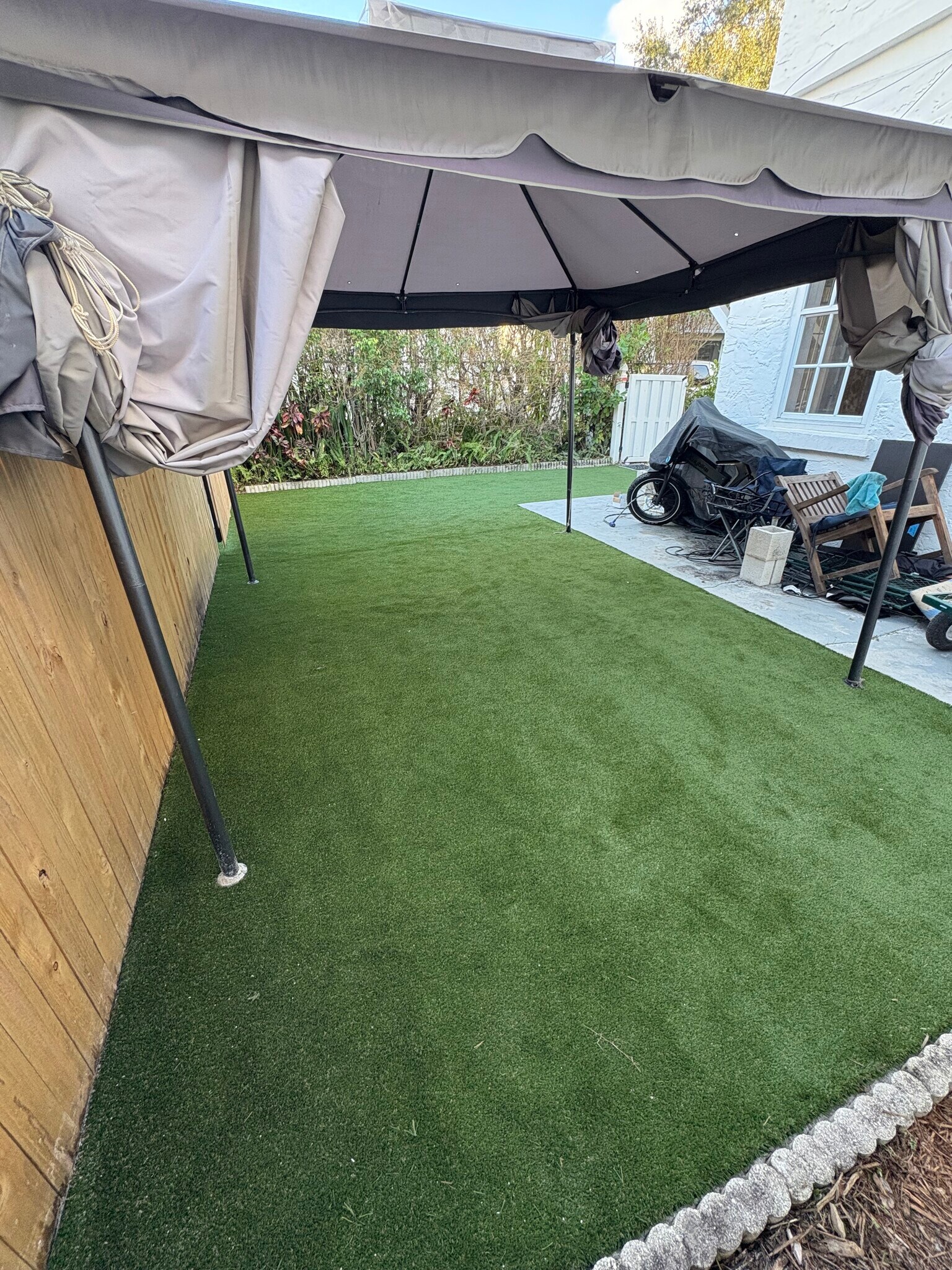 Building Photo - 321 11th St