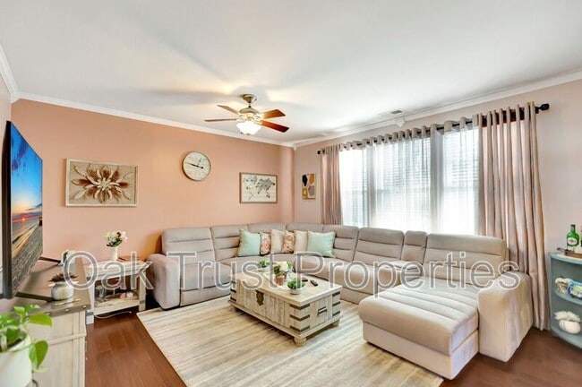 Building Photo - 113 Swiftwater Way