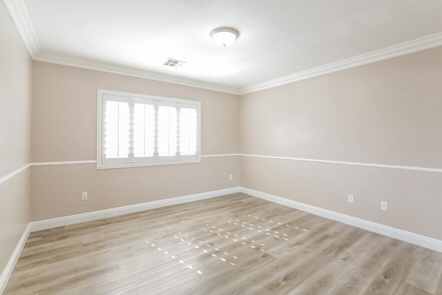 Building Photo - 6558 Candy Apple Cir