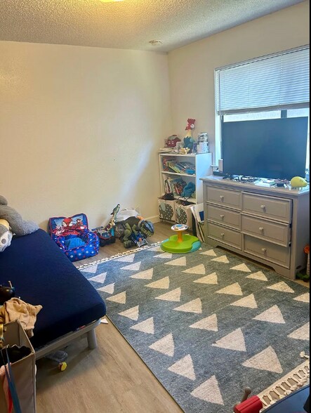 Building Photo - 8073 Treecrest Ave