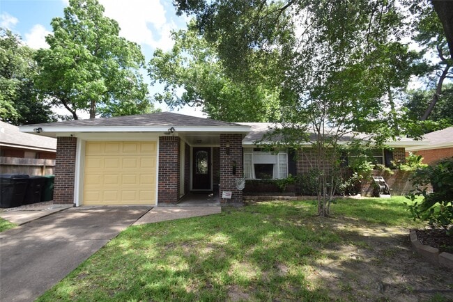 Building Photo - 1130 Stonecrest Dr