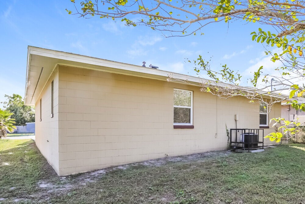 Building Photo - 1608 Gattis Dr