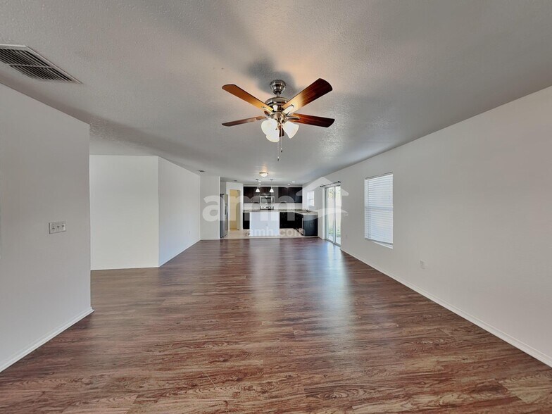 Building Photo - 10920 Pond Pine Dr