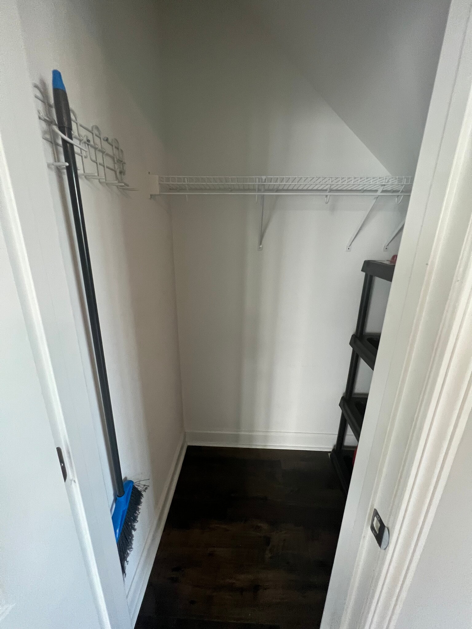 Separate pantry - 1230 Big Field Dr