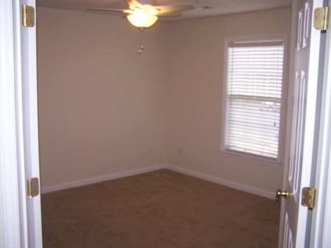 Building Photo - Minutes from WFU and Downtown Winston-Sale...