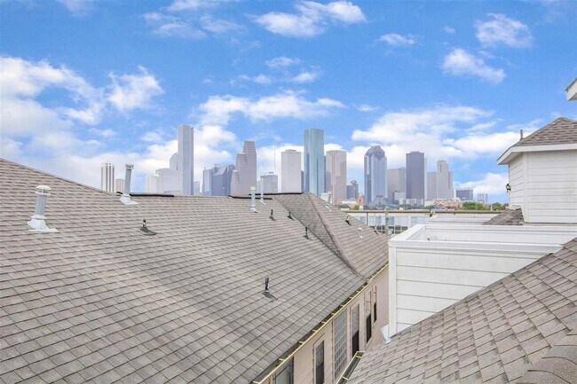 Building Photo - 1508 Johnson St