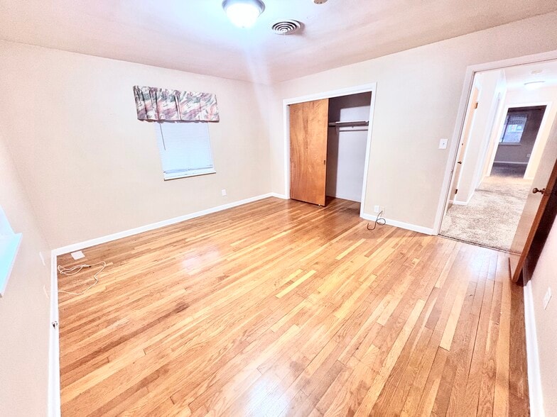 Bedroom 2 - 3129 Hassler St