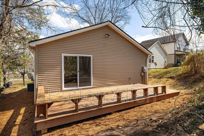 Building Photo - 56 Buffalo St