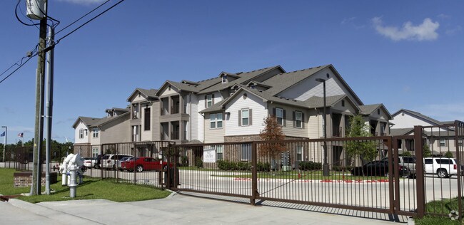 Building Photo - Riverview Apartments