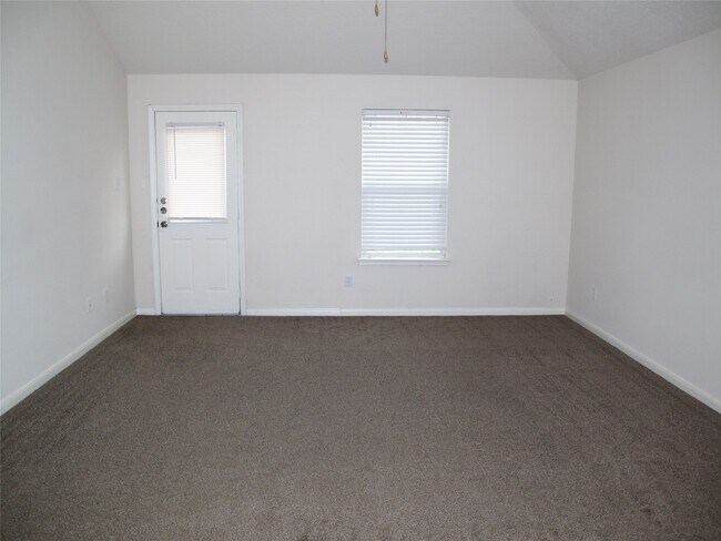 Building Photo - 16910 Port O Call St