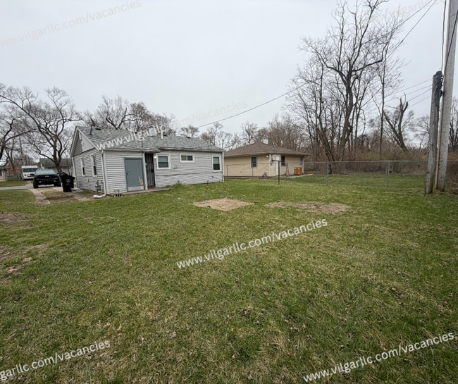 Building Photo - Newly Renovated 2-Bedroom • 1-Bathroom Home