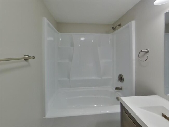 Building Photo - 14020 Raven St NW