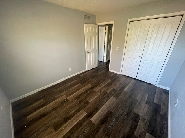 Building Photo - 2796 Mull Ave