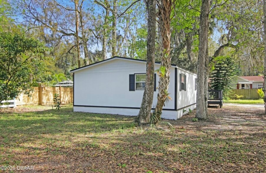 Building Photo - 2040 Porto Blvd