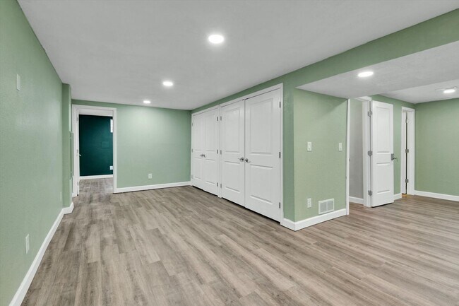 Building Photo - Spacious Westminster Home with Private Yard & Easy Access to Denver and Boulder. Available May 15!