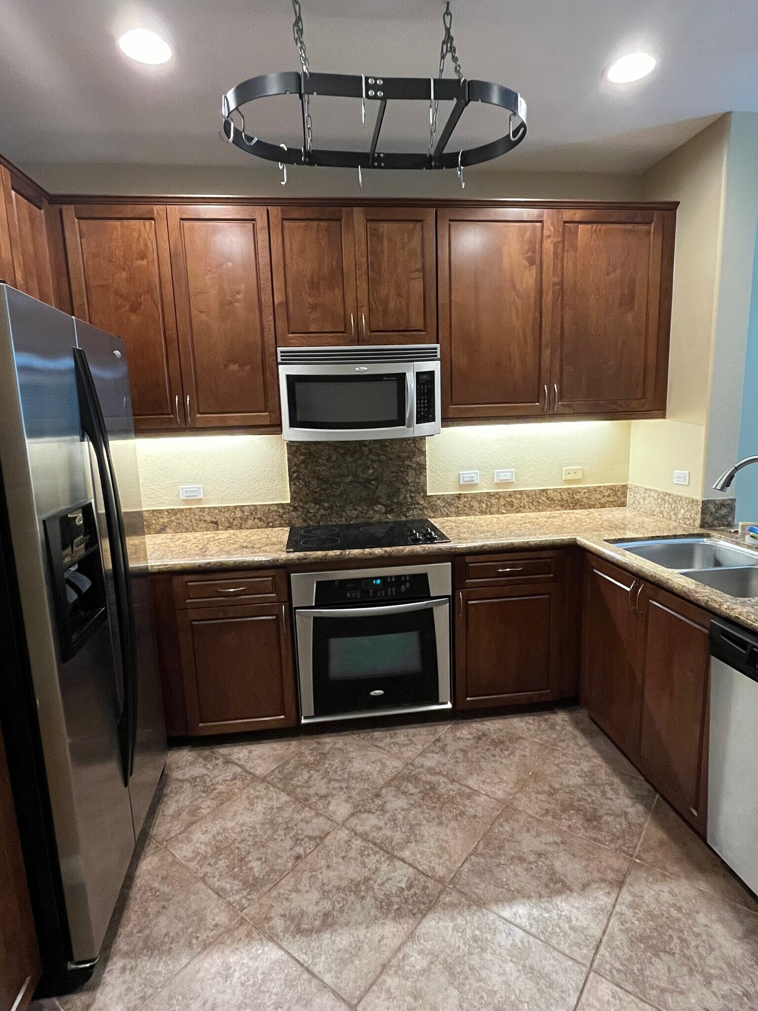 Building Photo - 3887 Pell Pl