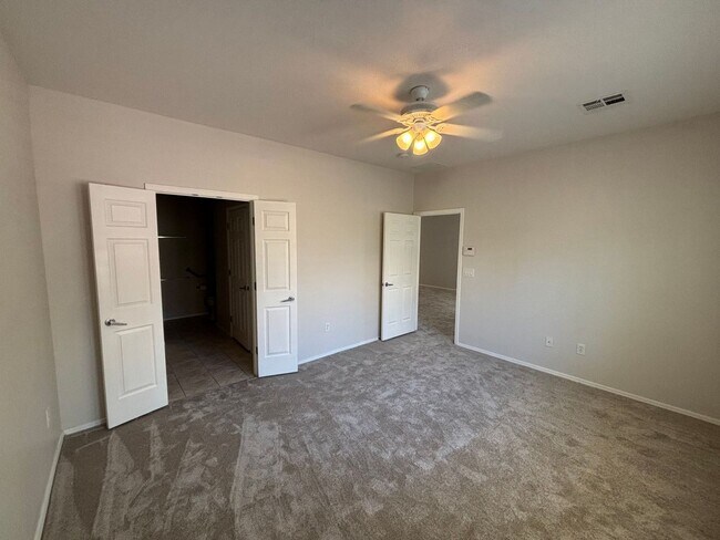 Building Photo - Charming 2-Bed Retreat with Covered Patio in Solera 55+