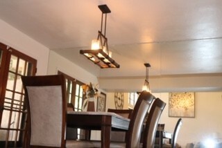 Building Photo - 1401 S La Brucherie Rd