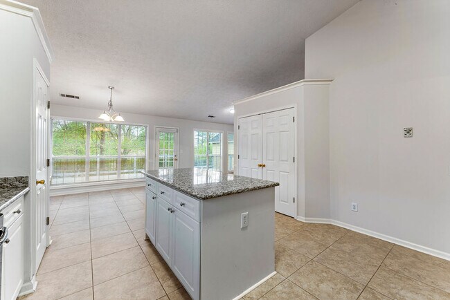 Building Photo - 750 Arbour Glenn Ct NW