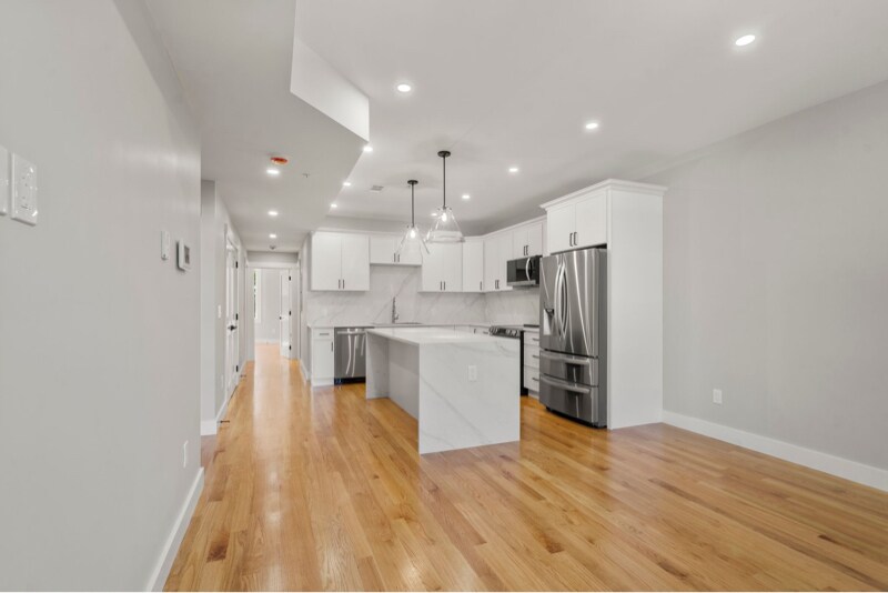 Primary Photo - 66 Stanley St