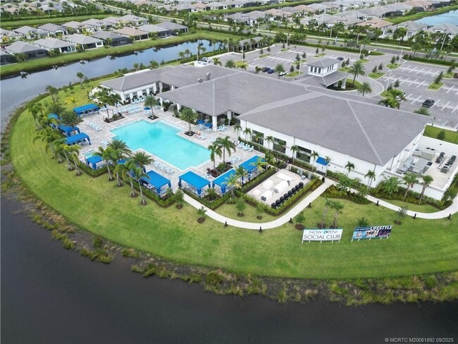 Building Photo - 12319 SW Blue Mangrove Pkwy